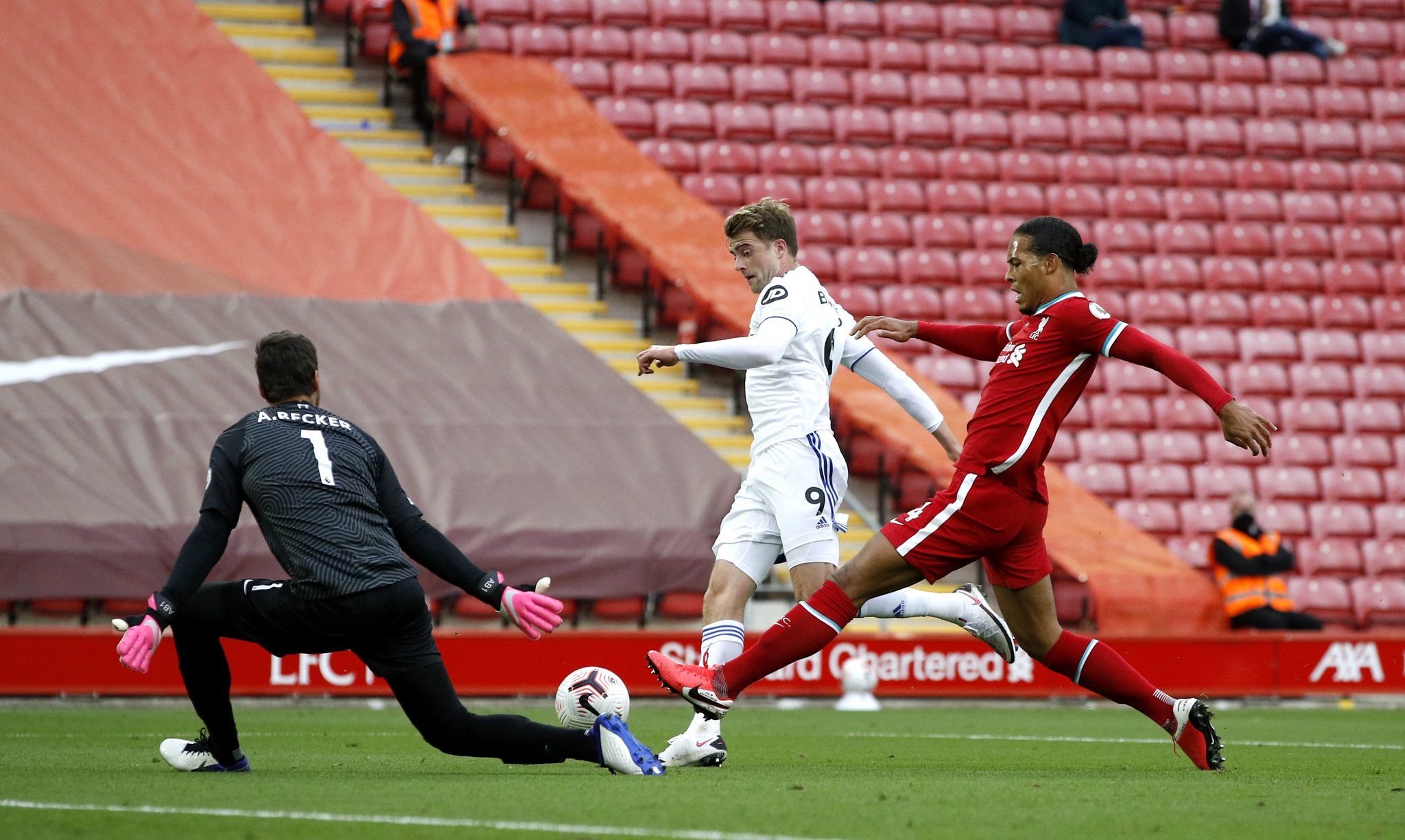 仅在赛场上 仅在赛场上